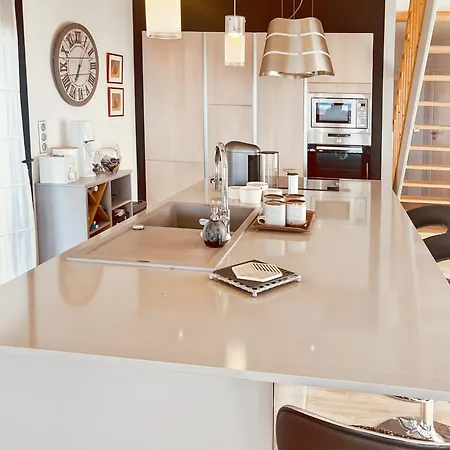 Holiday home S'evader Vers L'horizon 6pers, Calme, Wifi *